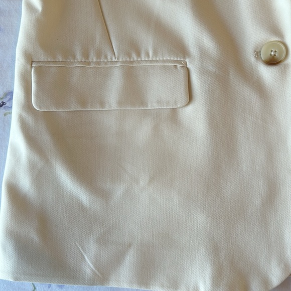 BB Dakota by Steve Madden Floral Cut Out Ivory Blazer - Picture 12 of 16